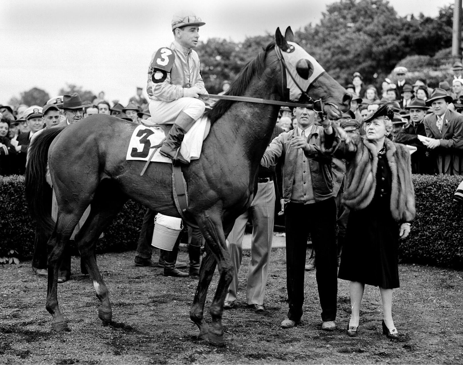 1943: Count Fleet wins Triple Crown in romp